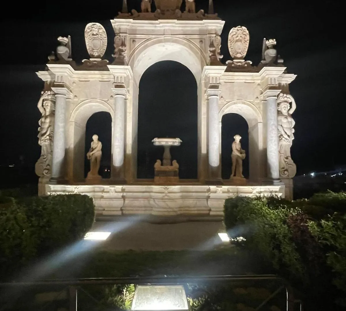 B&B Ruffo Nel Cuore Di Napoli Italië